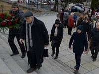 2024 Plskovi-pohreb Mirek 09  Vydáváme se ke smuteční síni. - pátek, 26. ledna 2024