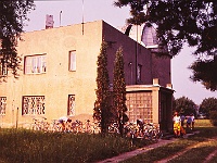 PROFIL 053  Olomoucká hvězdárna - zde byl start Ebicyklu nazvaného Slezské Okolí. Dnes již neexistuje, ještě v roce 1998 zde byl Rej Ebicyklu a pak musela budova ustoupit stavbě obchvatu kolem Olomouce. Foto Zdeněk Štorek.