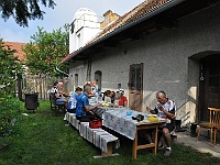 PROFIL 387  Hostina na hvězdárně pana Bahýla ve Zvolenské Slatině. Foto Radka ŽÁKOVÁ