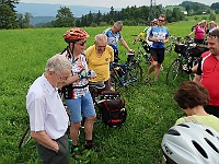 PROFIL 413  Na Hlaváčkách proběhlo setkání a beseda s účastníky meteorických expedic, které se zde konaly v padesátých letech. Foto Vladimír Homola.